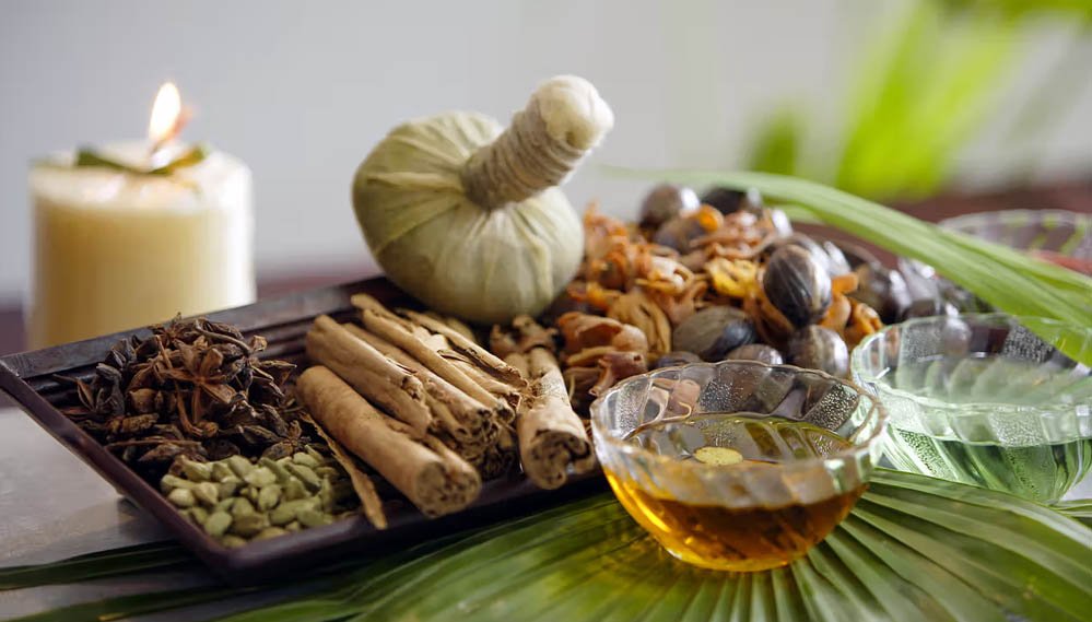 Ayurvedic Medicines होंगी और सस्ती, भोपाल में बन रही सरकारी फार्मेसी; जल्द शुरू होगा उत्पादन