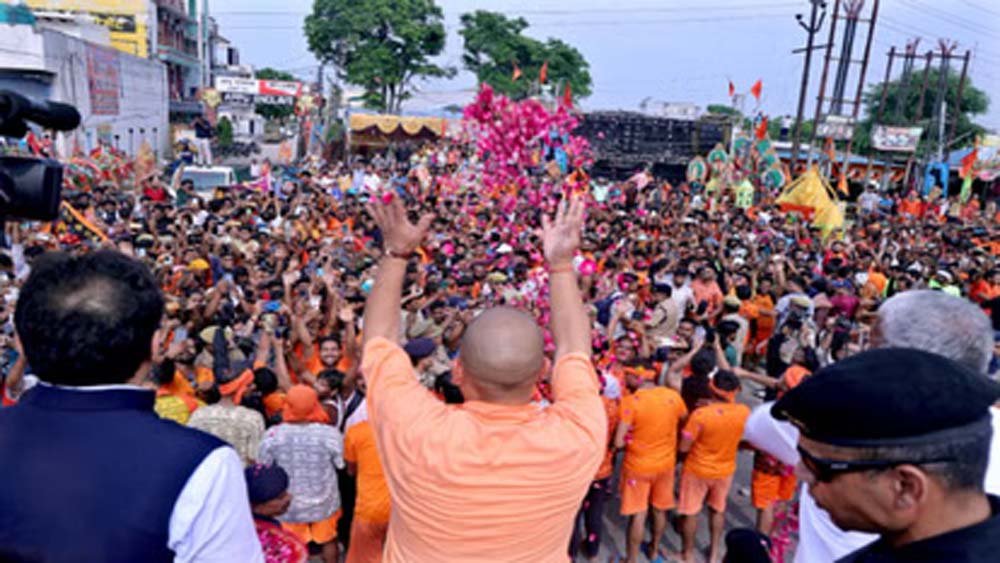 योगी के कार्यक्रम में ड्रोन उड़ाने वाला युवक पकड़ा गया, सुरक्षा में हड़कंप