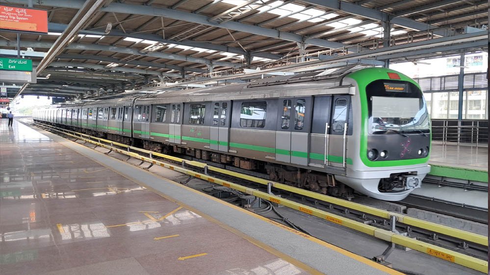 Greater Noida West Metro: खत्म हुआ इंतजार! PIB की मंजूरी के बाद तय हुआ 5 स्टेशनों का रूट, देखें