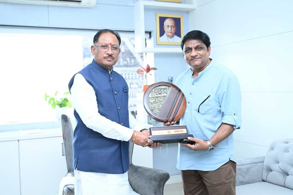 कार्टून कला बच्चों में रचनात्मकता, संवेदनशीलता और सकारात्मक सोच विकसित करने का सशक्त माध्यम : म