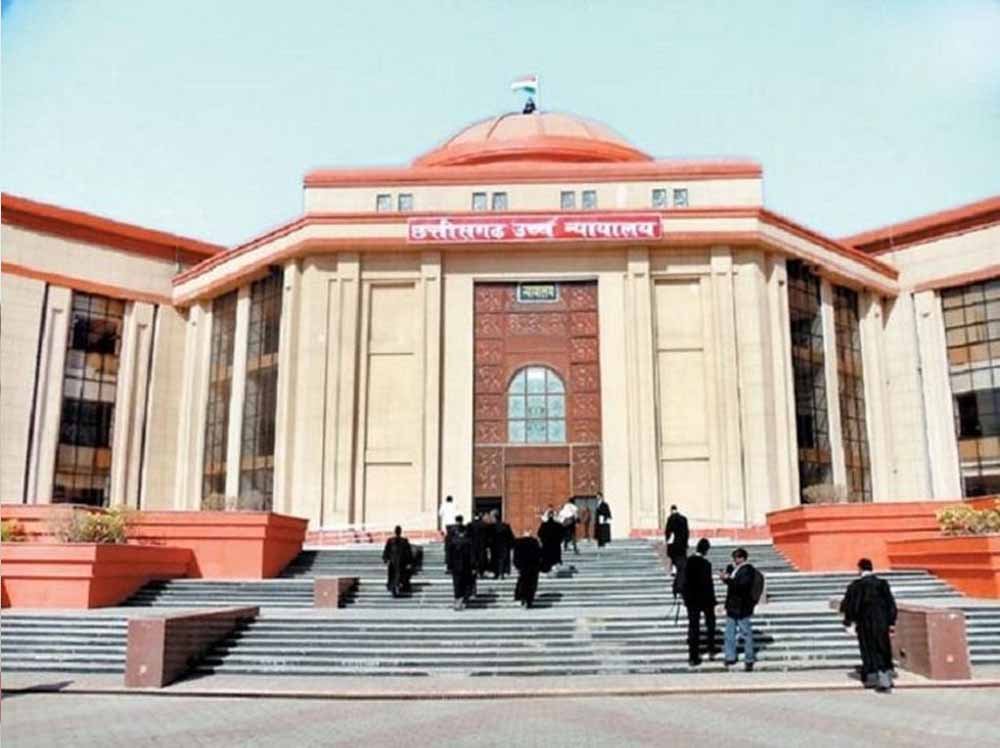 छत्तीसगढ़ हाईकोर्ट का बड़ा आदेश, शोकसभा के कारण पूरे दिन कोर्ट की कार्यवाही रोकना सही नहीं
