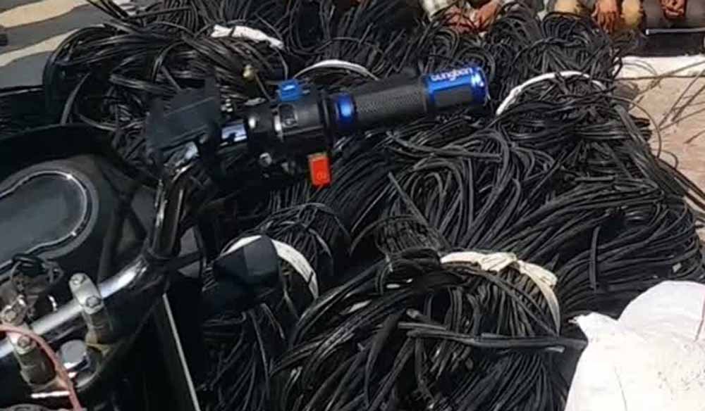 एक किलोमीटर बिजली तार चोरी कर फरार थे चोर, बिलासपुर पुलिस ने चार को दबोचा