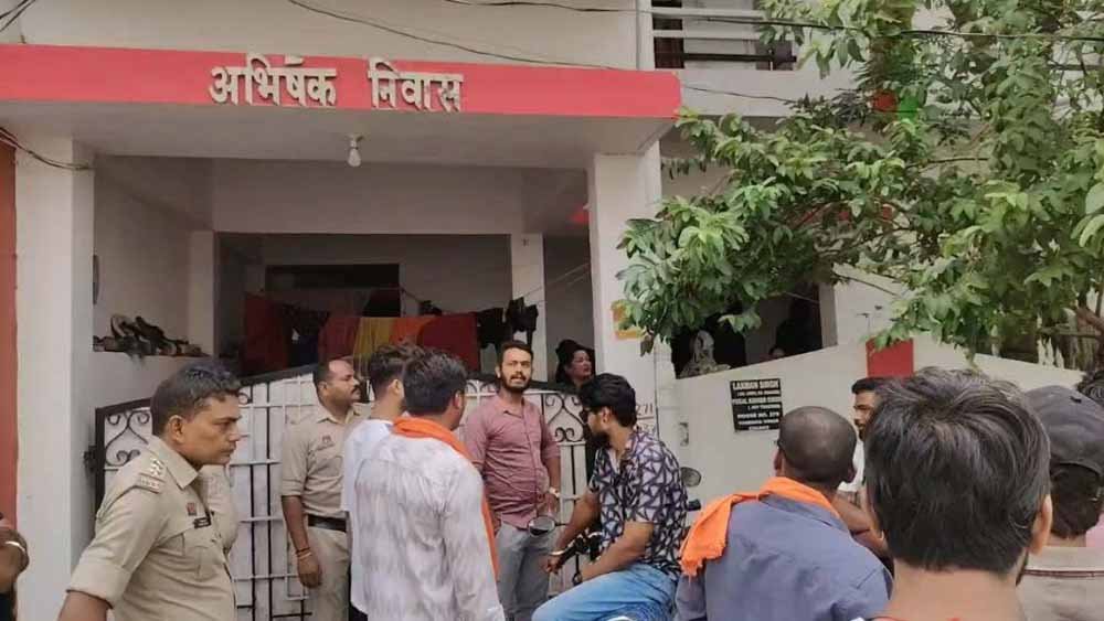 छत्तीसगढ़ में चंगाई सभा पर विवाद, हिंदू जागरण मंच का आरोप- पैसे देकर कराया जा रहा धर्म परिवर्तन