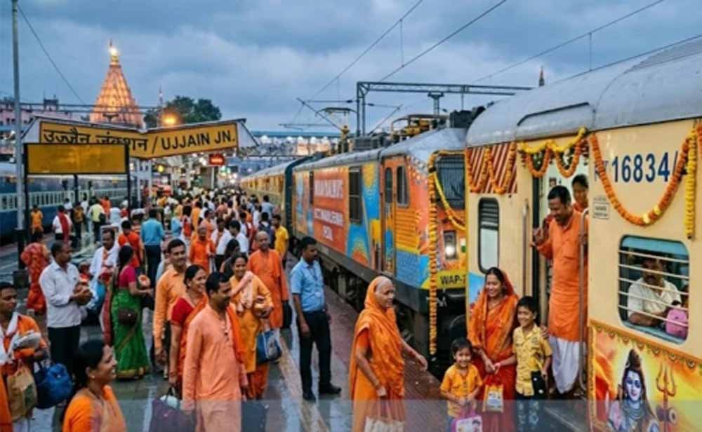 सावन में IRCTC का खास पैकेज, बाबा महाकाल से ओंकारेश्वर तक दर्शन का मौका