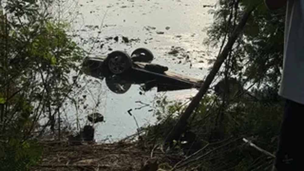 Punjab Accident: तेज रफ्तार कार तालाब में गिरी, AAP के तीन कार्यकर्ताओं की दर्दनाक मौत