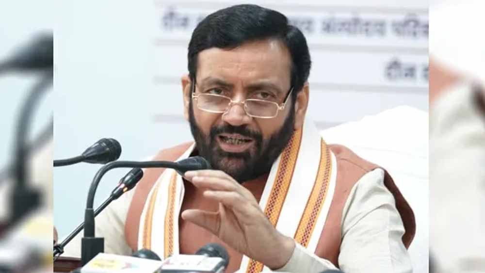 गड्ढे तुरंत भरें, शिकायतों का करें समाधान; CM सैनी ने सड़क परियोजनाओं की समीक्षा में दिए सख्त न