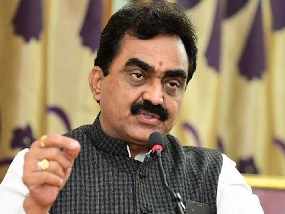 नागरिकों के सुरक्षित और सुगम आवागमन के लिए तीन वैकल्पिक मार्ग निर्धारित