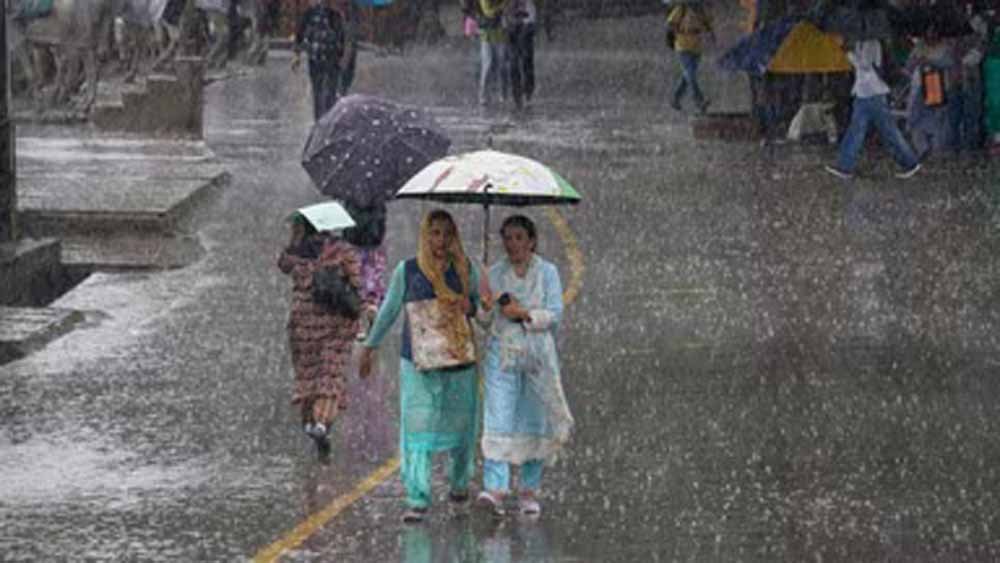 झारखंड के कई जिलों में तेज बारिश के आसार, 50 किमी रफ्तार से चलेंगी हवाएं