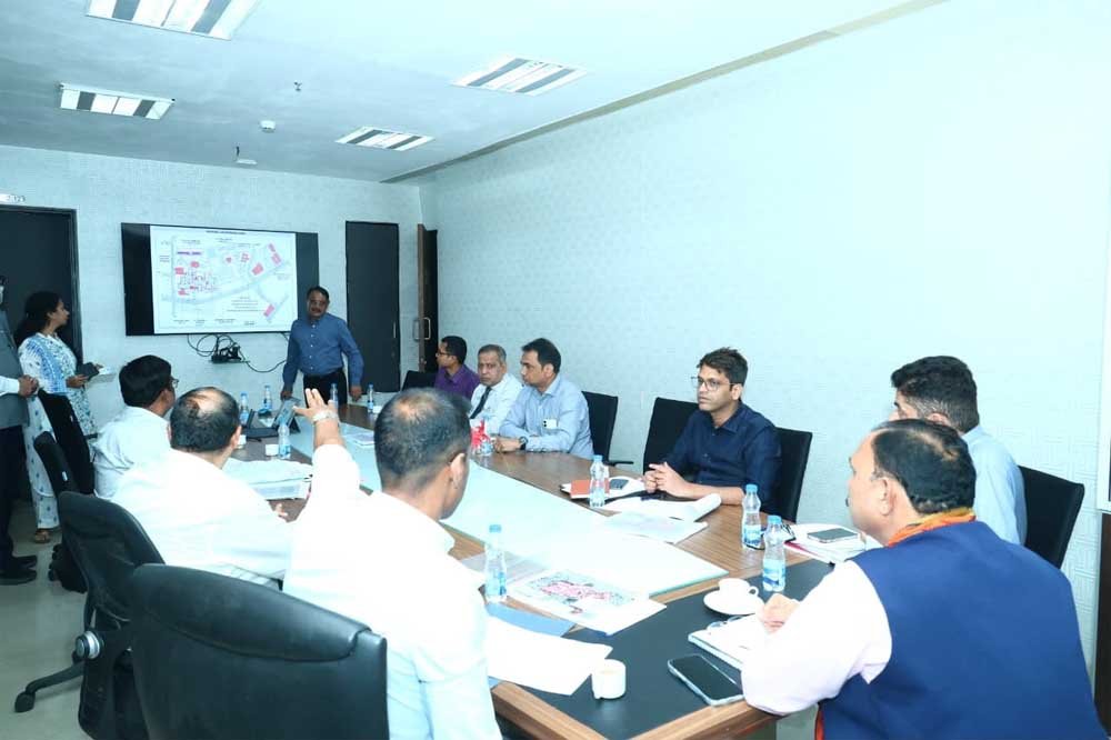 स्वास्थ्य एवं लोक निर्माण विभाग सचिव की उपस्थिति में मंत्रालय में हुई अहम बैठक