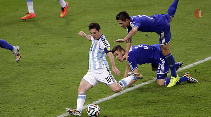 Messi scores hat-trick as Argentina surge into quarters