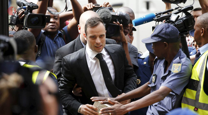 Oscar Pistorius in court for murder sentencing