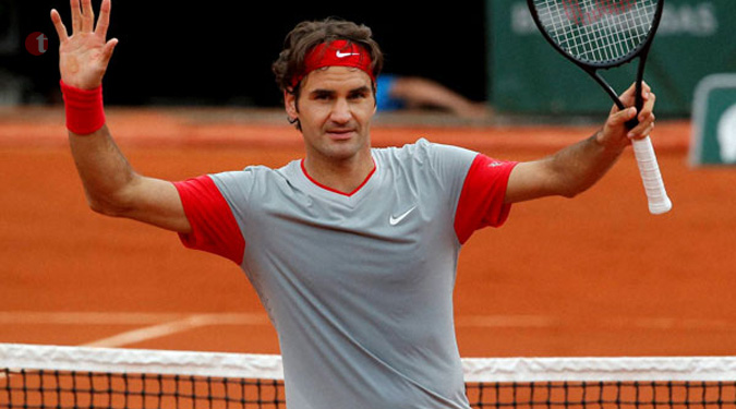 Federer reaches crossroads at Wimbledon