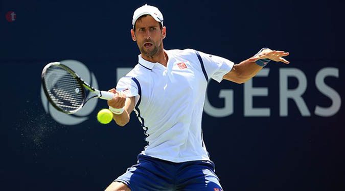Djokovic beats Mueller to reach third round of Rogers Cup