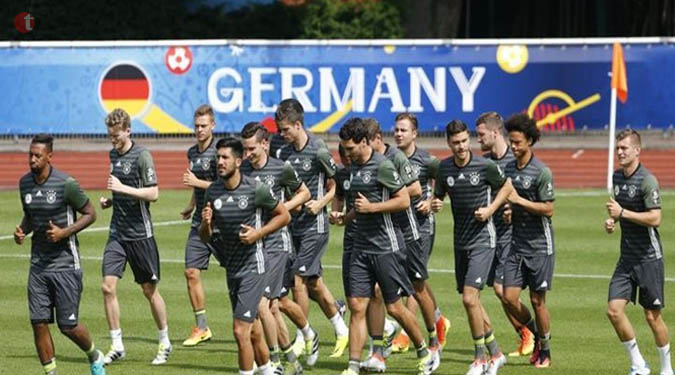 Germany forced to make key changes for semi-final against France