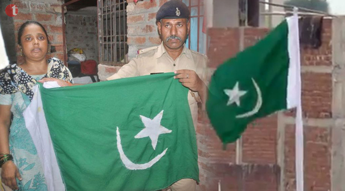 नीतीश के ‘गृह जिले’ में फहराया पाकिस्तान का झंडा, दो गिरफ्तार