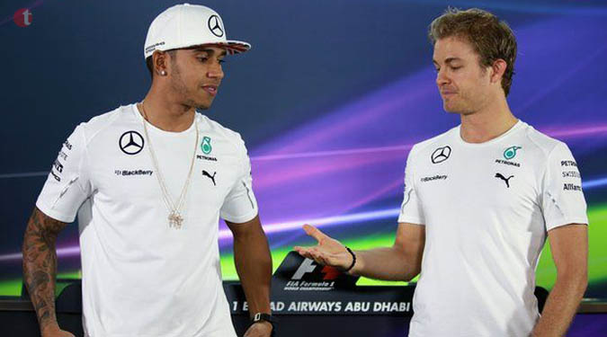 Rosberg signs new Mercedes contract
