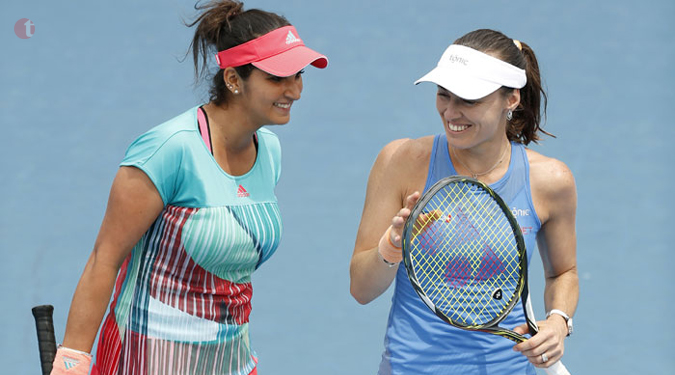 Sania-Martina ease into third round at Wimbledon