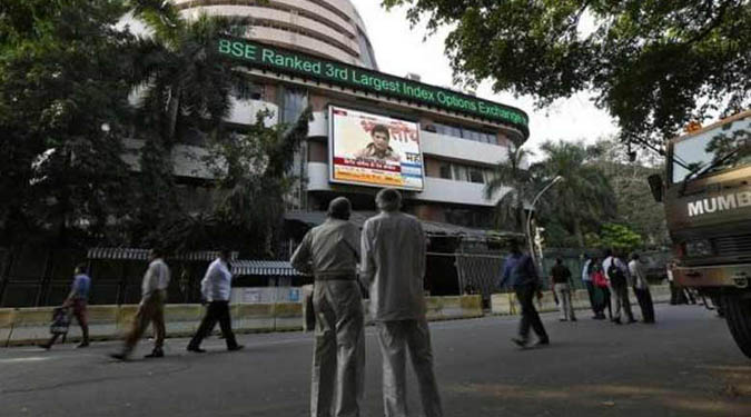 Sensex falls 171 points in late morning deals