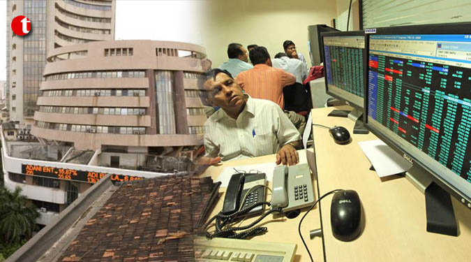 Sensex shows withdrawal symptoms, slides 122 points