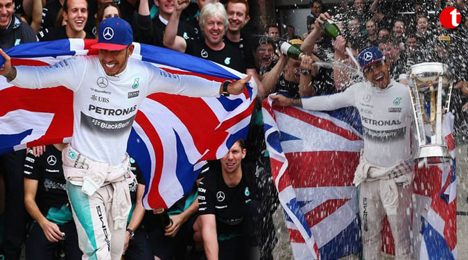 Hamilton wins US Grand Prix in Austin, Rosberg in 2nd place
