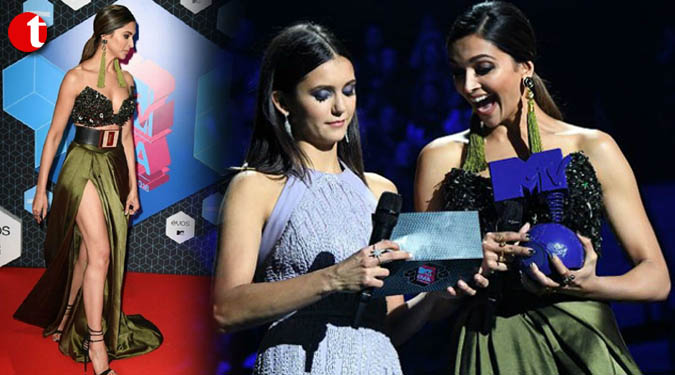 Deepika Padukone is presenter at MTV Europe Music Awards