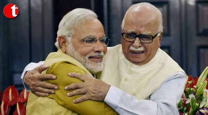 Advani turned 89th, Modi, Shah greeted him