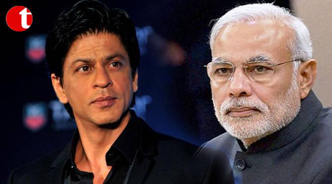 SRK lauds PM Modi to abolish Rs 500, Rs 1000 currency