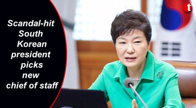 Scandal-hit S Korean president picks new chief of staff