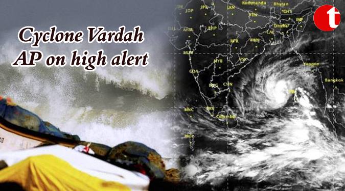 Vardah to make landfall between Sriharikota and Chennai