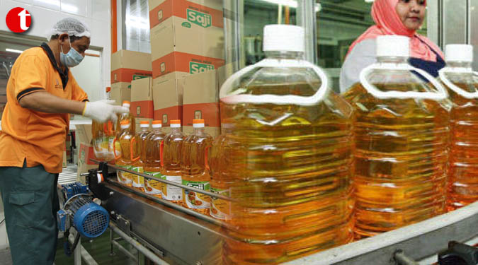 Select edible oils extend gains on rising demand