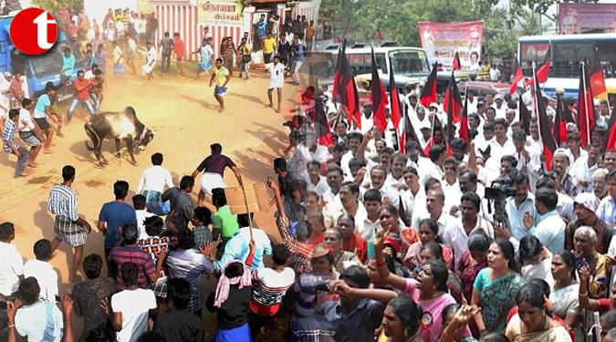 Jallikattu Protest: Police station set a fire