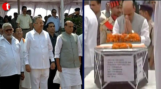 Rajnath pays homage to 25 CRPF men killed in Naxal attack