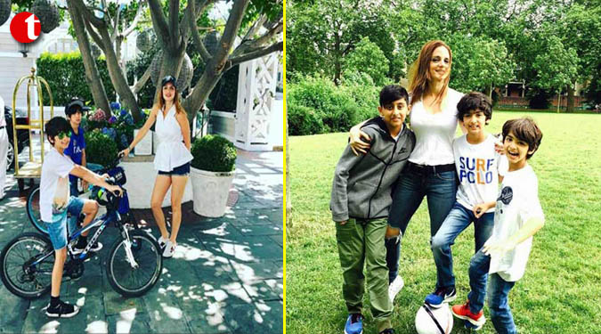 Sussanne Khan enjoys vacay with kids