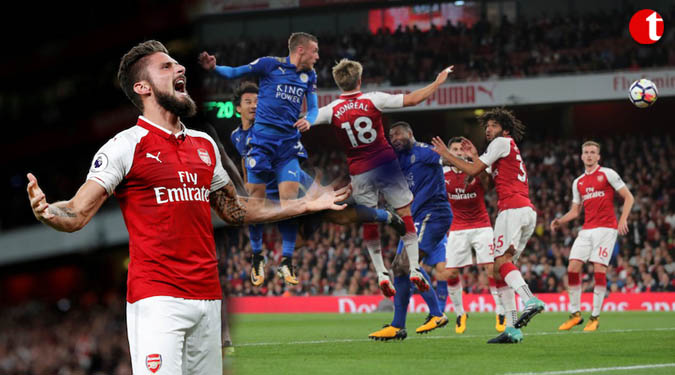 Giroud header seals Arsenal win in season-opening thriller