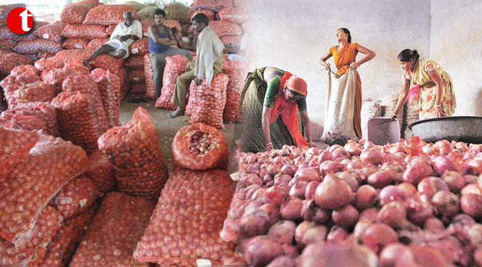 Onion gets costlier in Kolkata, selling at Rs 50/kg