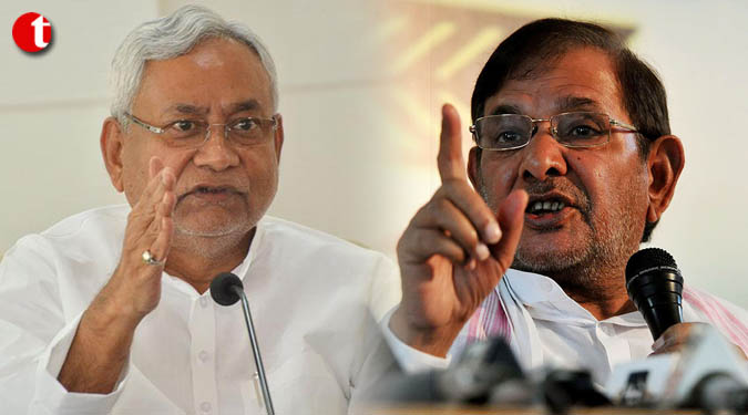 Sharad Yadav revolts against Nitish, accuses him of betraying public mandate