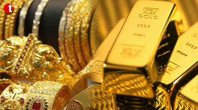 Gold rebounds on jewellers' demand, global cues