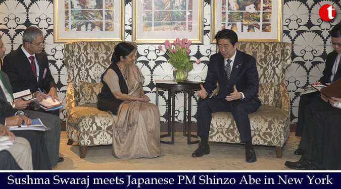 Sushma Swaraj meets Japanese PM Shinzo Abe in New York