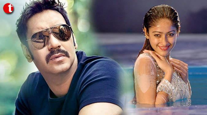 Ajay doesn’t make you feel he is a superstar, says Ileana