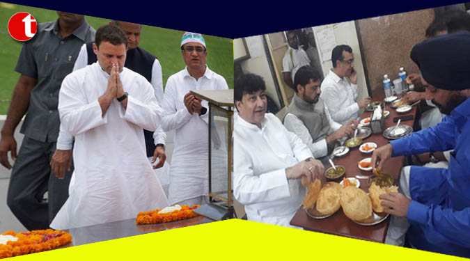 Rahul leads Congress fast against Modi govt.