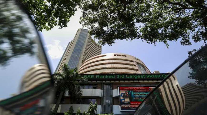 Sensex, Nifty turn choppy on weak global cues