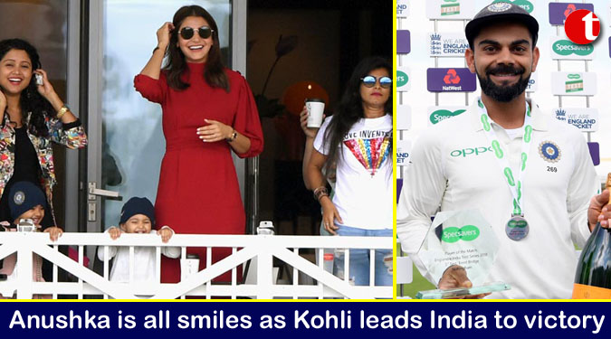 Anushka is all smiles as Kohli leads India to victory