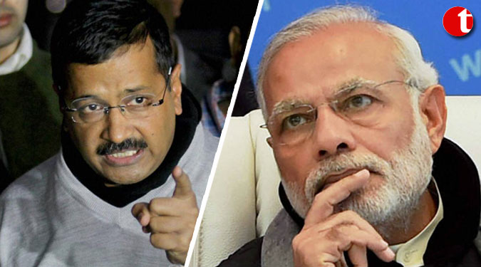 Kejriwal asks PM to apologise after IT Dept raids premises of Gahlot