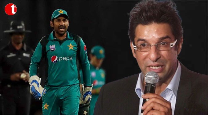 Akram slams PCB for calling back Sarfaraz from South Africa