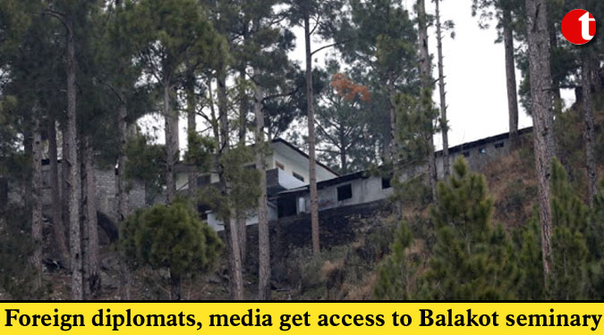 Foreign diplomats, media get access to Balakot seminary