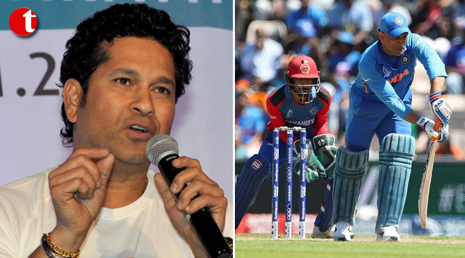 Fans sulk over Sachin Tendulkar's remarks on Dhoni's batting
