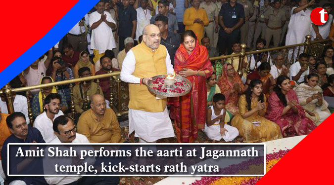 Amit Shah performs the aarti at Jagannath temple, kick-starts rath yatra