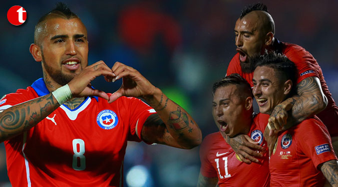 Chile eager to make Copa history against Peru, says Vidal