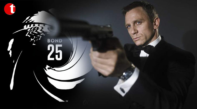 Daniel Craig back in action on 'Bond 25' sets