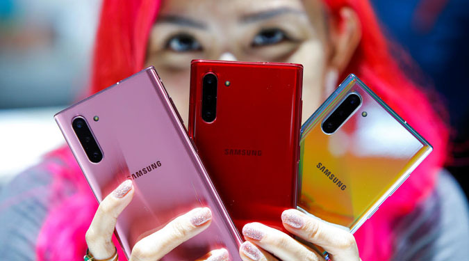 Samsung unveils premium-priced Galaxy Note 10